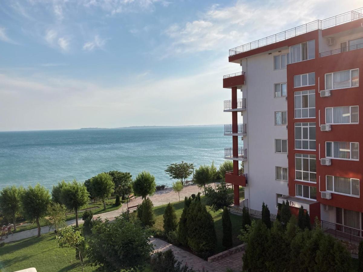 Marina View Fort Beach Studio Sveti Vlas Luaran gambar